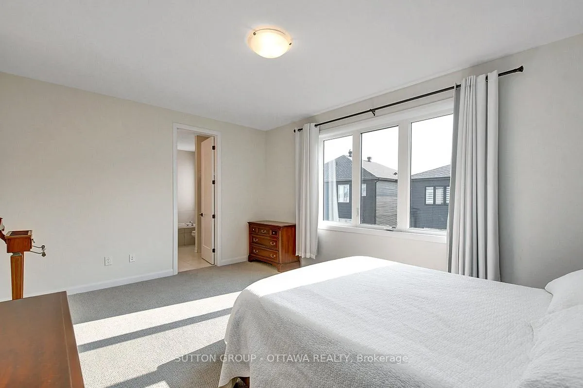 Photo 17 of 248 Skipper Drive, Ottawa, Mahogany Community — HOMEH