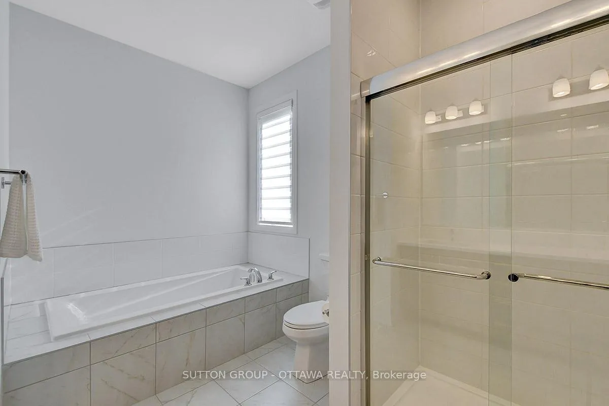 Photo 19 of 248 Skipper Drive, Ottawa, Mahogany Community — HOMEH