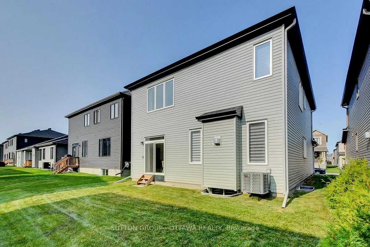 Photo 29 of 248 Skipper Drive, Ottawa, Mahogany Community — HOMEH