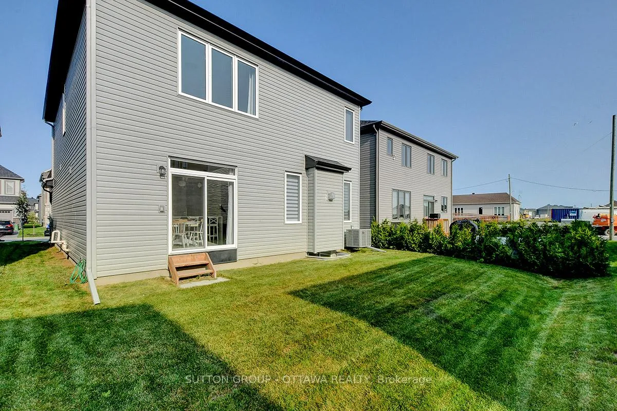 Photo 30 of 248 Skipper Drive, Ottawa, Mahogany Community — HOMEH