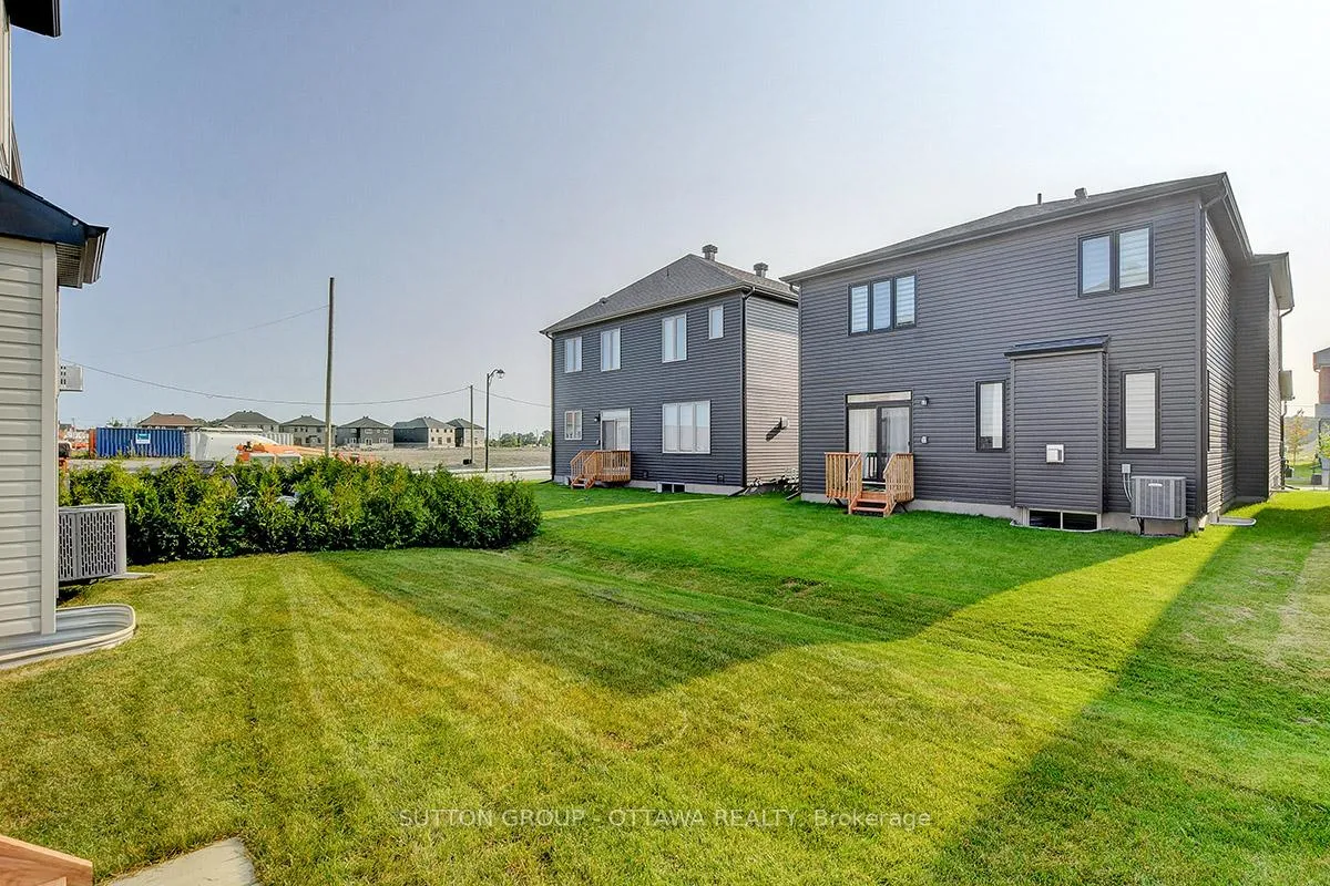 Photo 31 of 248 Skipper Drive, Ottawa, Mahogany Community — HOMEH