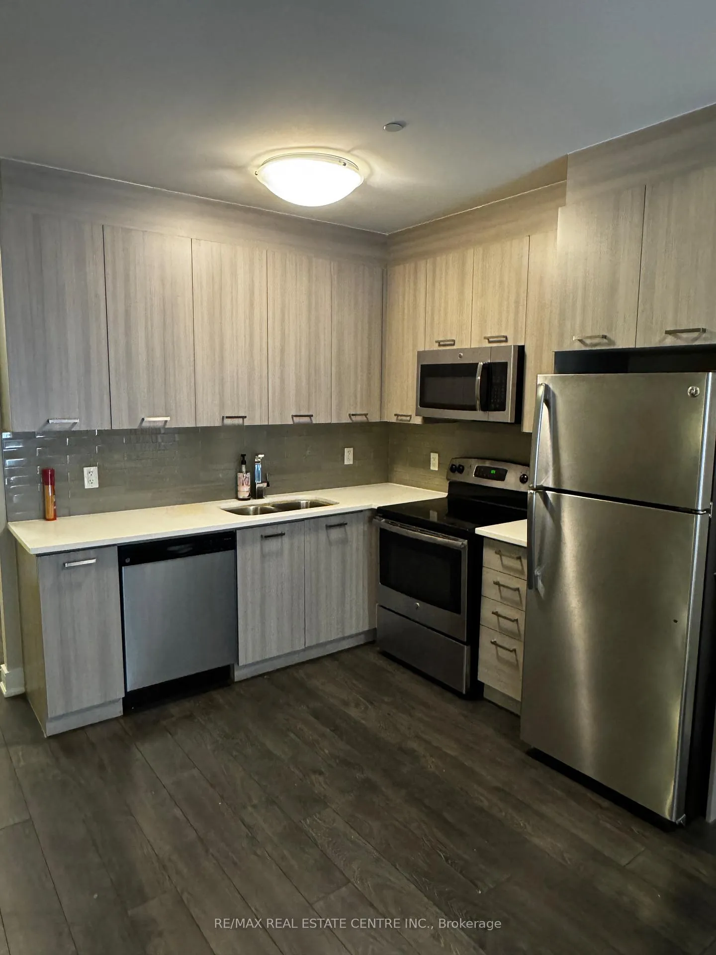 Photo 7 of Unit 412, 150 Main Street W, Hamilton, Central — HOMEH