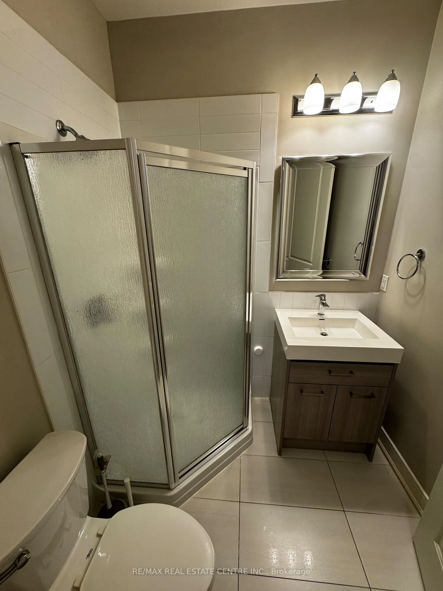 Photo 10 of Unit 412, 150 Main Street W, Hamilton, Central — HOMEH