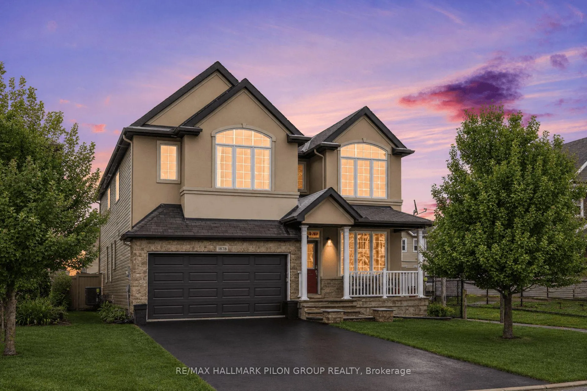 Photo 2 of 1878 Montmere Avenue, Ottawa, Notting Hill/Summerside — HOMEH