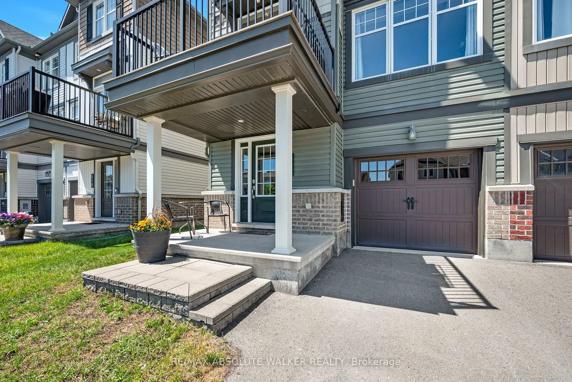 Photo 2 of 516 Thimbleberry Row, Ottawa, Avalon West — HOMEH