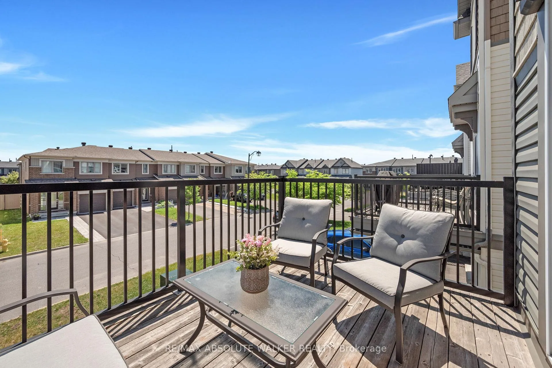 Photo 16 of 516 Thimbleberry Row, Ottawa, Avalon West — HOMEH