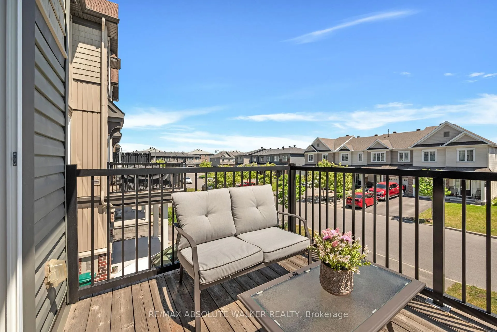 Photo 17 of 516 Thimbleberry Row, Ottawa, Avalon West — HOMEH