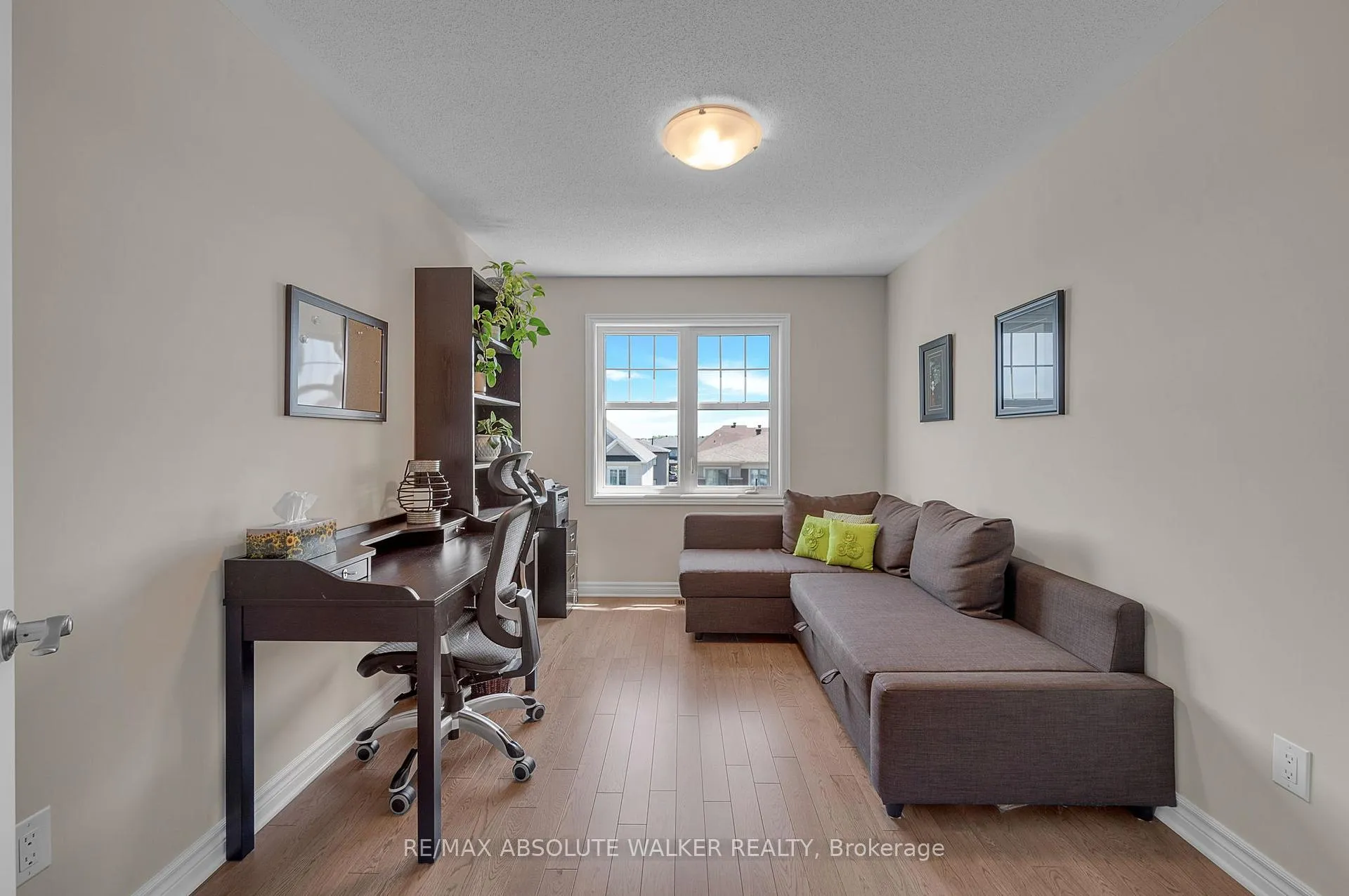 Photo 23 of 516 Thimbleberry Row, Ottawa, Avalon West — HOMEH
