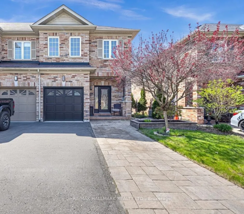 Front of 21 Summerside Avenue