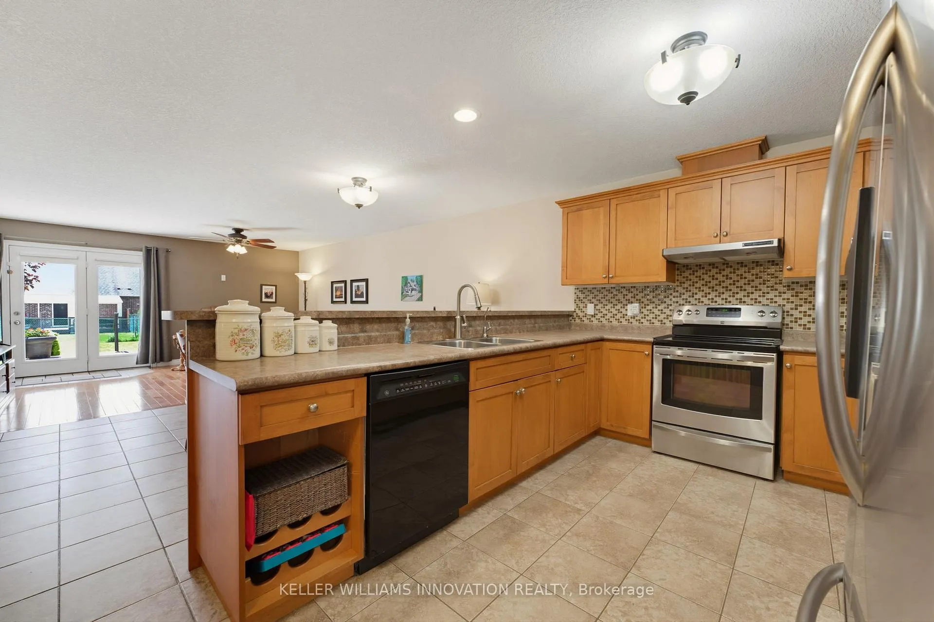 Photo 4 of 180 Armstrong Street E, North Perth, Listowel — HOMEH