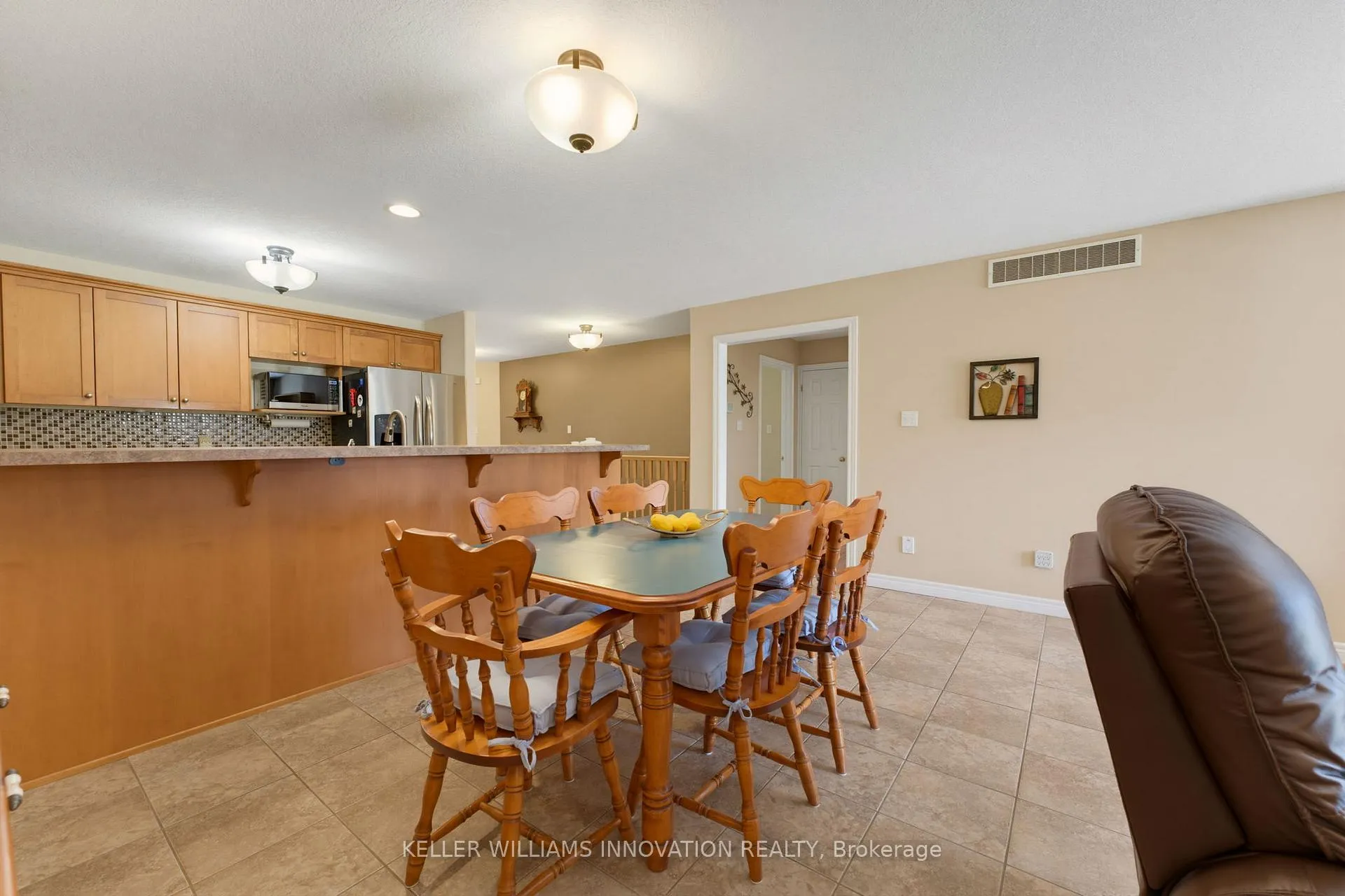 Photo 16 of 180 Armstrong Street E, North Perth, Listowel — HOMEH