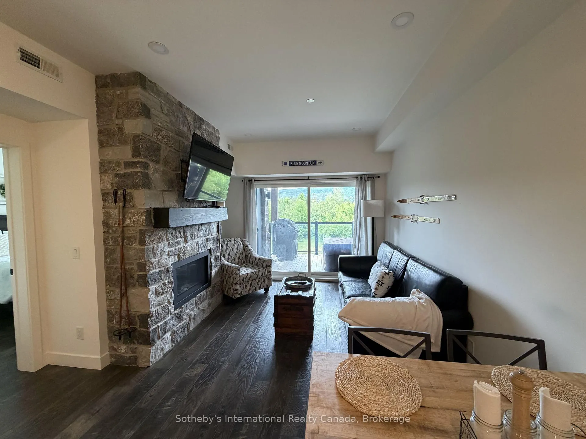 Photo 10 of Unit 206, 20 Beckwith Lane, Blue Mountains — HOMEH