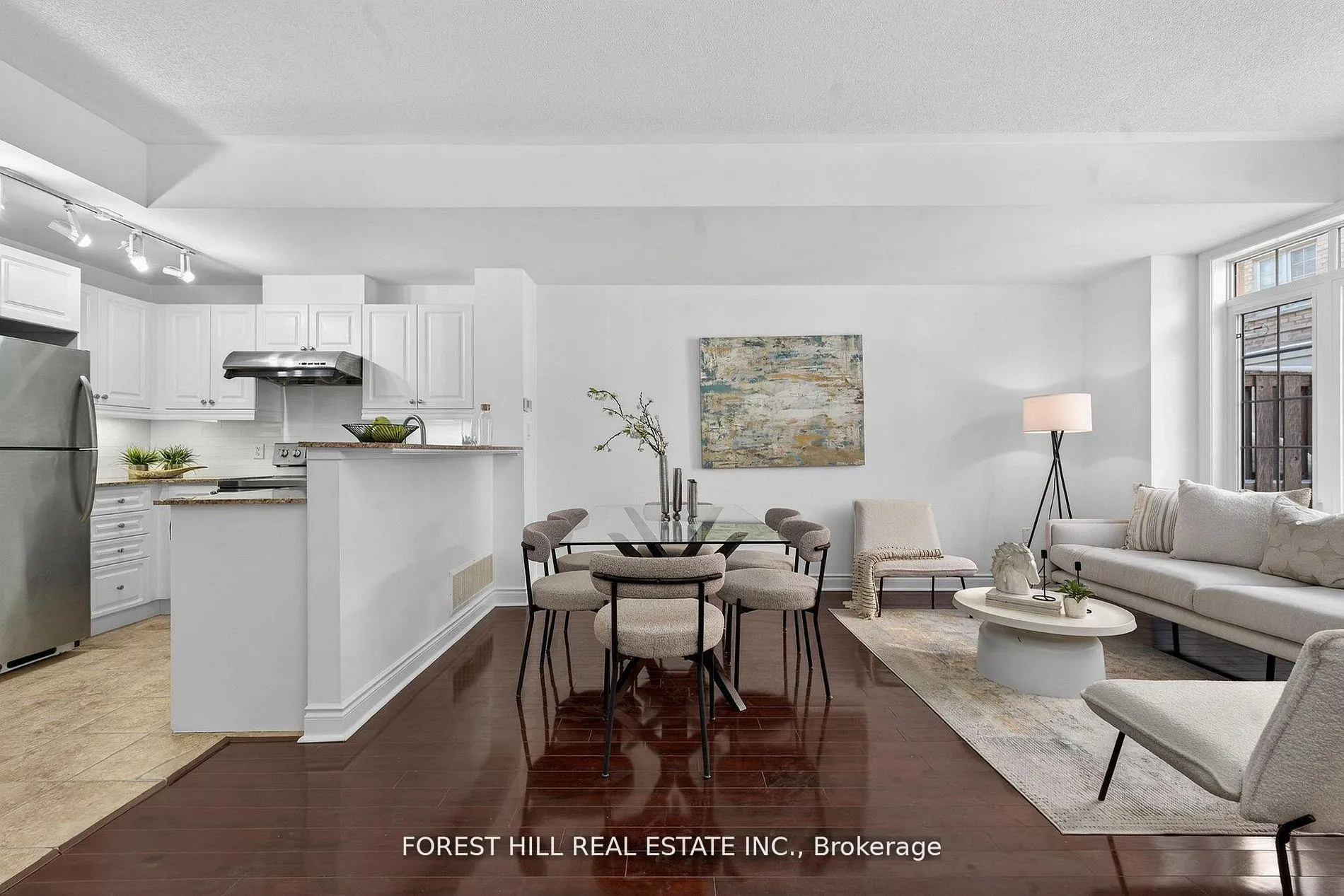Photo 1 of Unit 17, 8 Brighton Place, Vaughan, Crestwood-Springfarm-Yorkhill — HOMEH