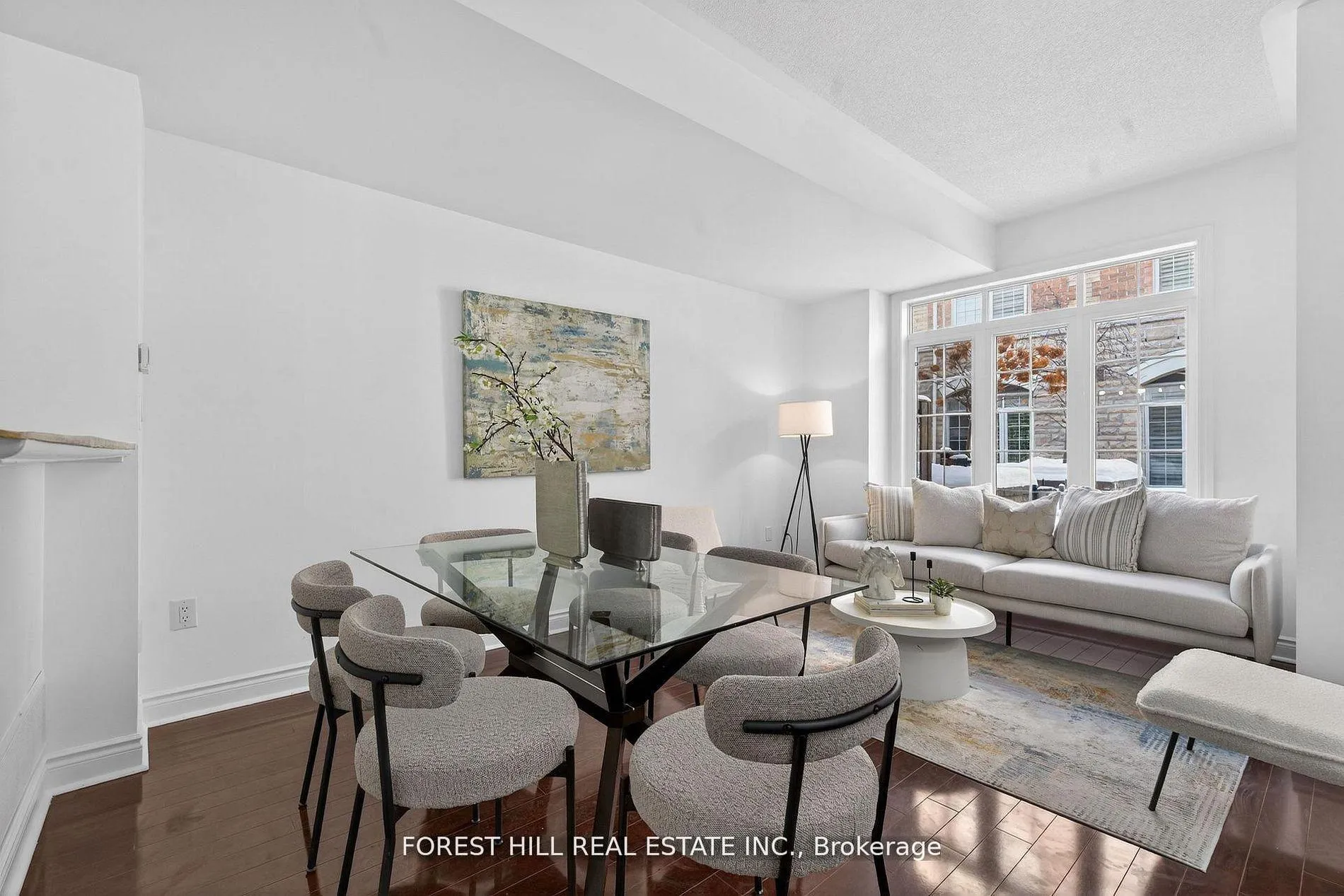 Photo 3 of Unit 17, 8 Brighton Place, Vaughan, Crestwood-Springfarm-Yorkhill — HOMEH