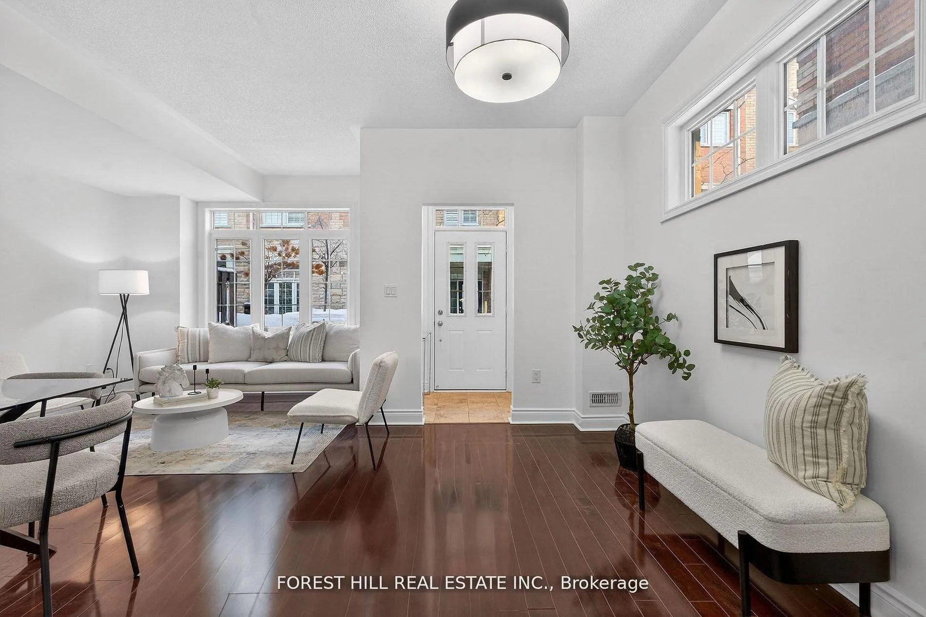 Photo 4 of Unit 17, 8 Brighton Place, Vaughan, Crestwood-Springfarm-Yorkhill — HOMEH