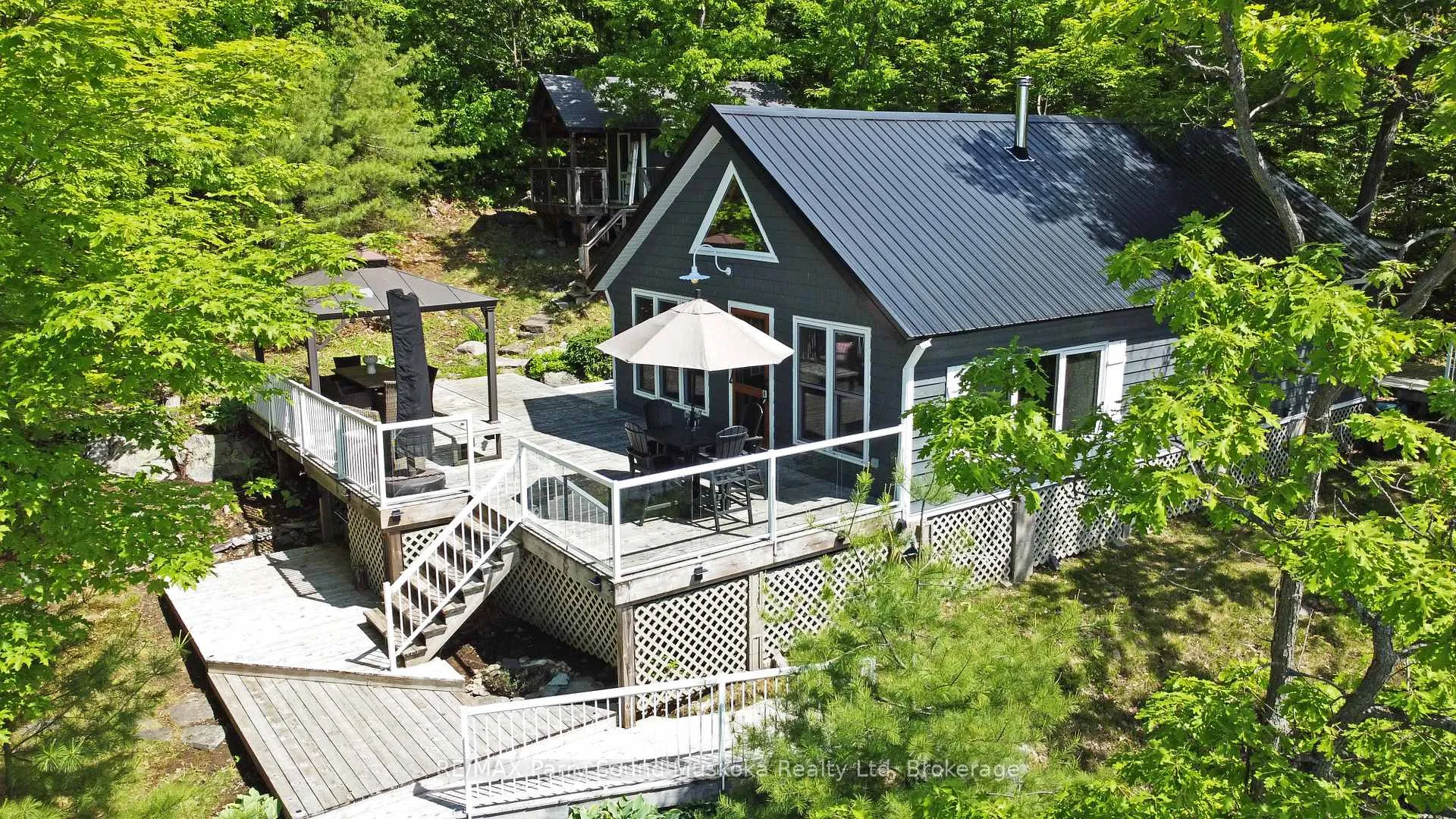 Photo 2 of 322 Healey Lake Way, The Archipelago, Archipelago South — HOMEH