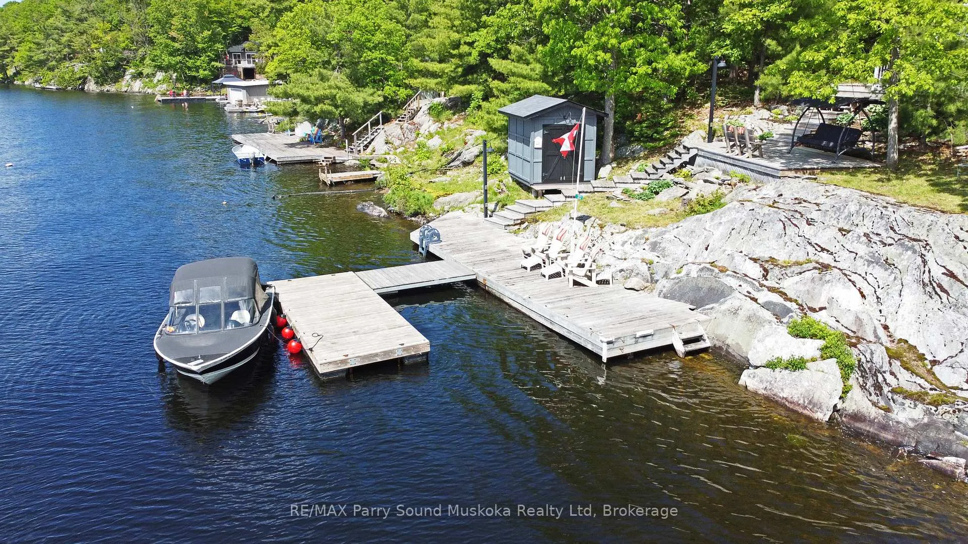 Photo 5 of 322 Healey Lake Way, The Archipelago, Archipelago South — HOMEH