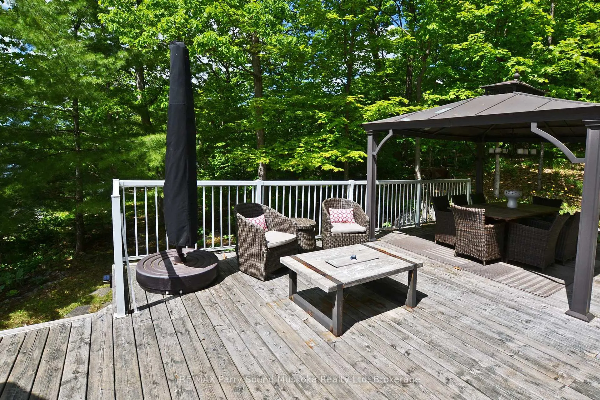 Photo 13 of 322 Healey Lake Way, The Archipelago, Archipelago South — HOMEH