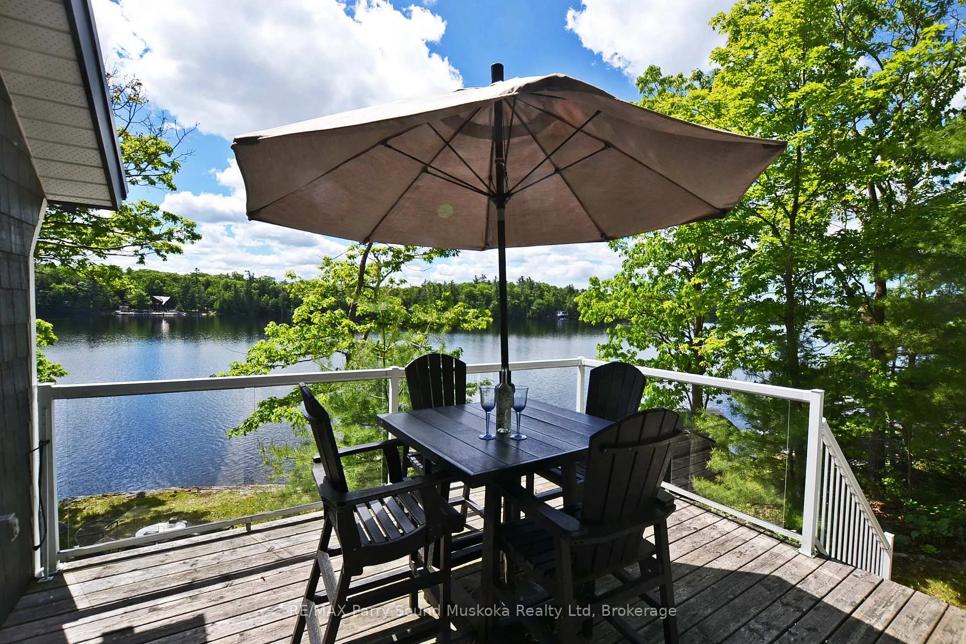 Photo 16 of 322 Healey Lake Way, The Archipelago, Archipelago South — HOMEH