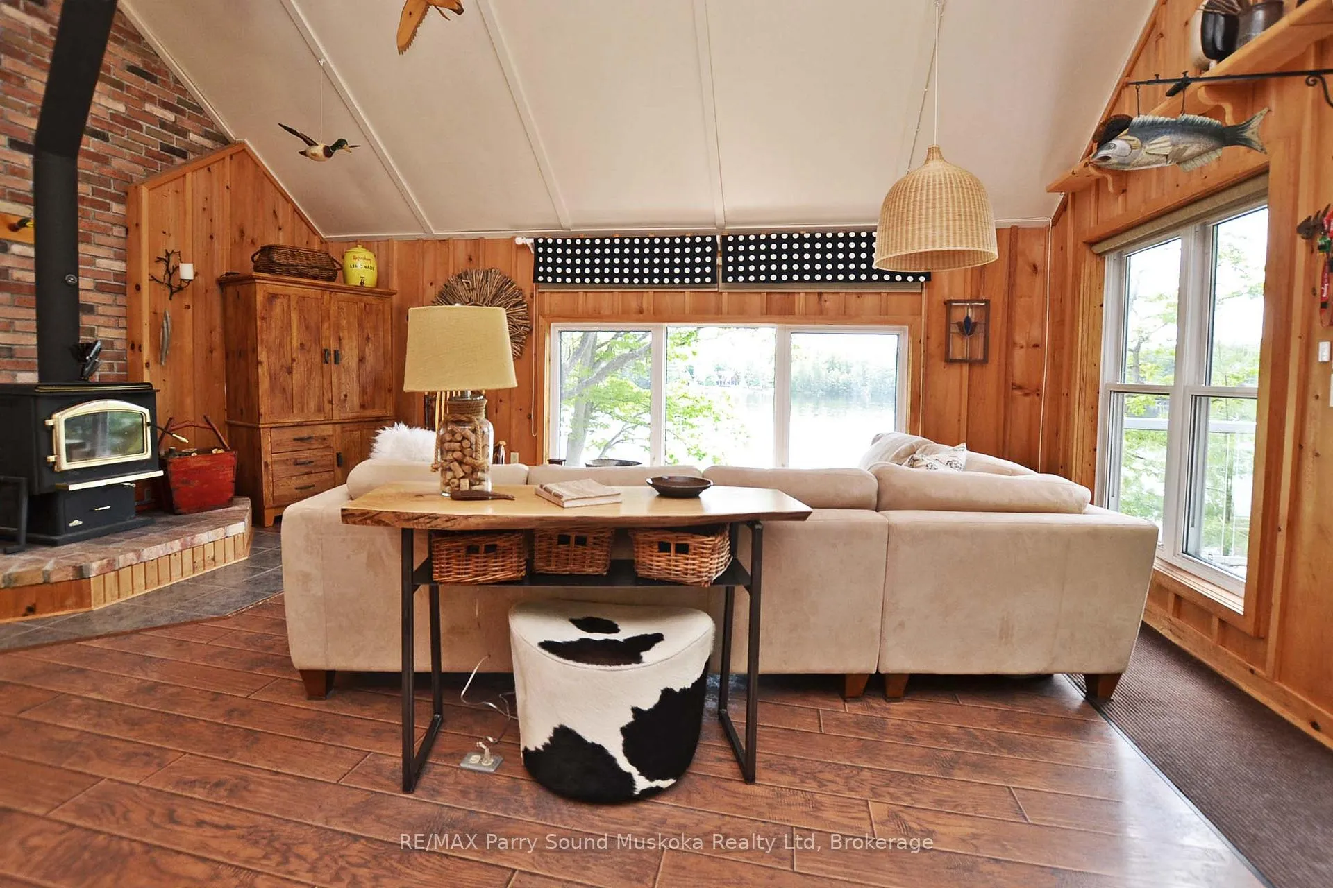 Photo 20 of 322 Healey Lake Way, The Archipelago, Archipelago South — HOMEH