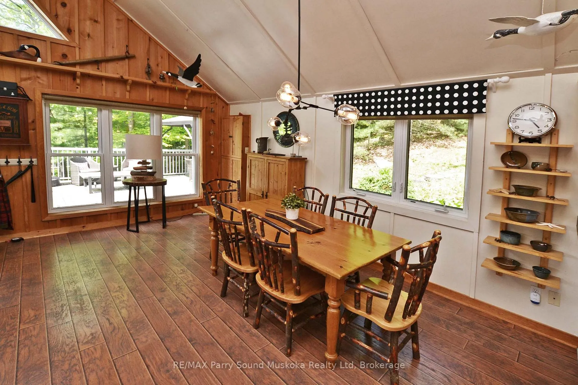Photo 23 of 322 Healey Lake Way, The Archipelago, Archipelago South — HOMEH