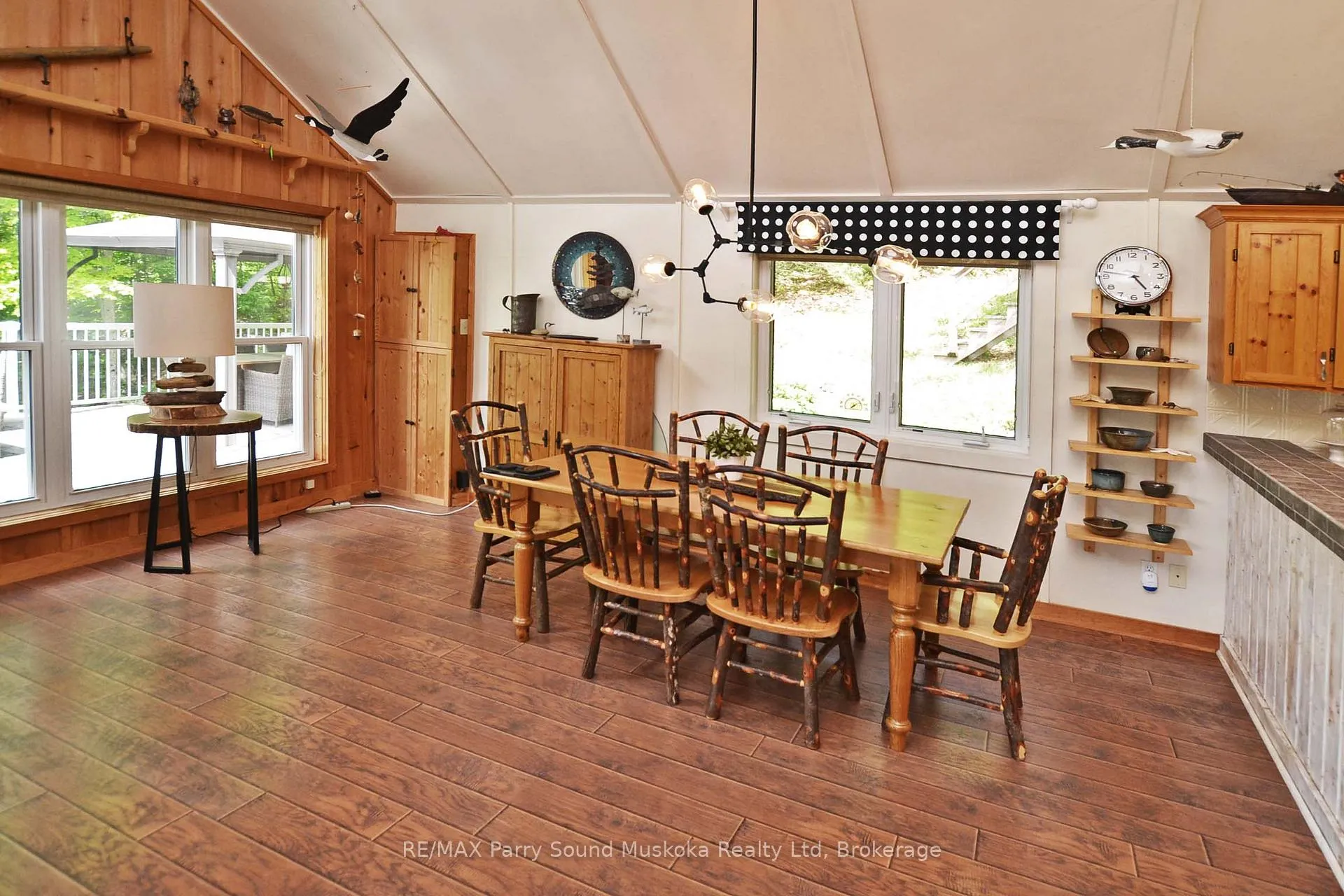 Photo 24 of 322 Healey Lake Way, The Archipelago, Archipelago South — HOMEH