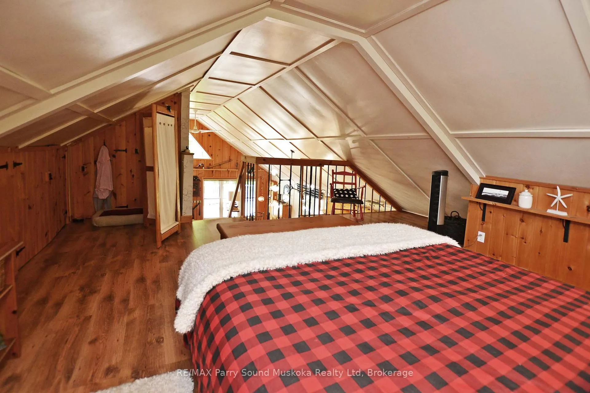 Photo 34 of 322 Healey Lake Way, The Archipelago, Archipelago South — HOMEH