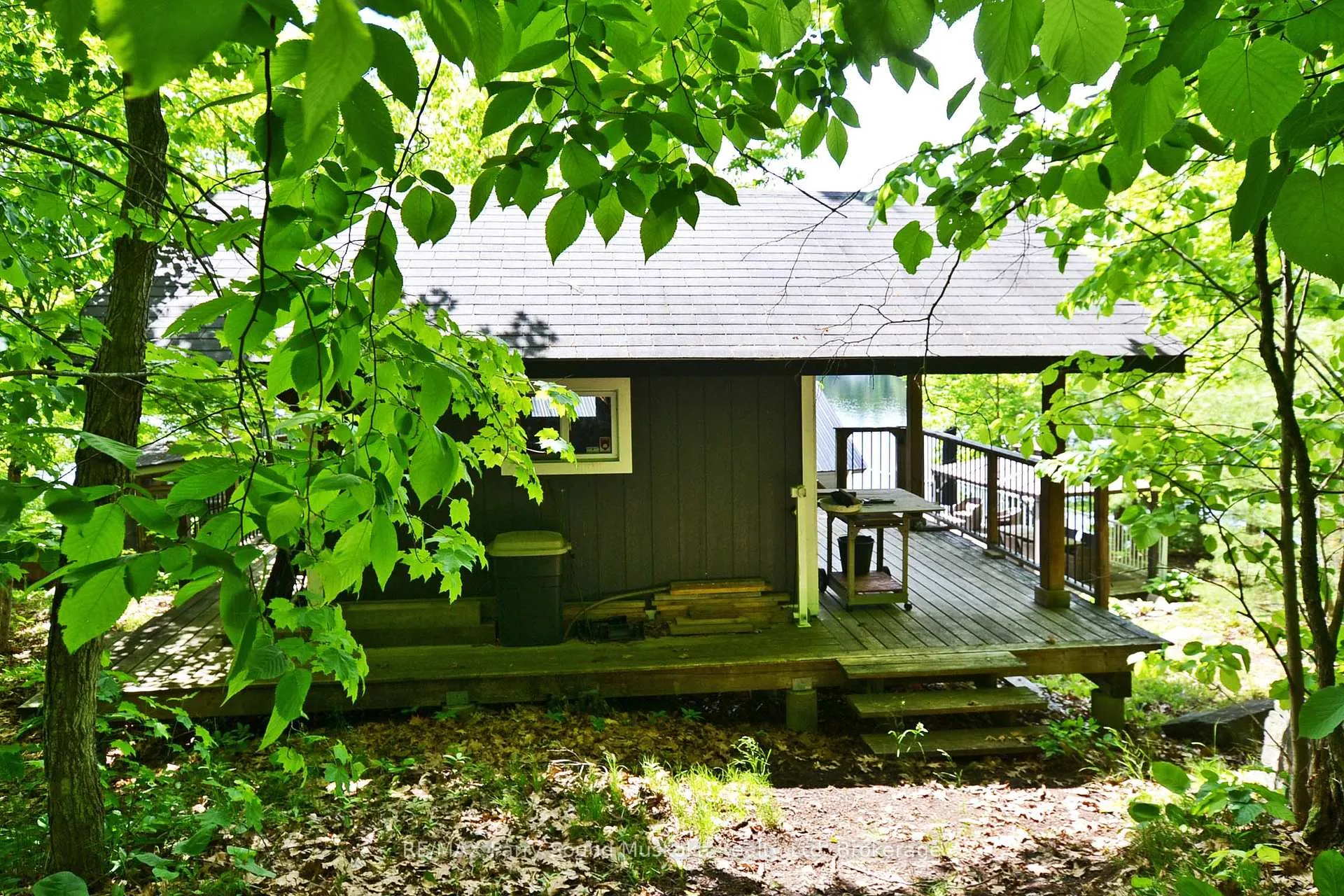 Photo 42 of 322 Healey Lake Way, The Archipelago, Archipelago South — HOMEH