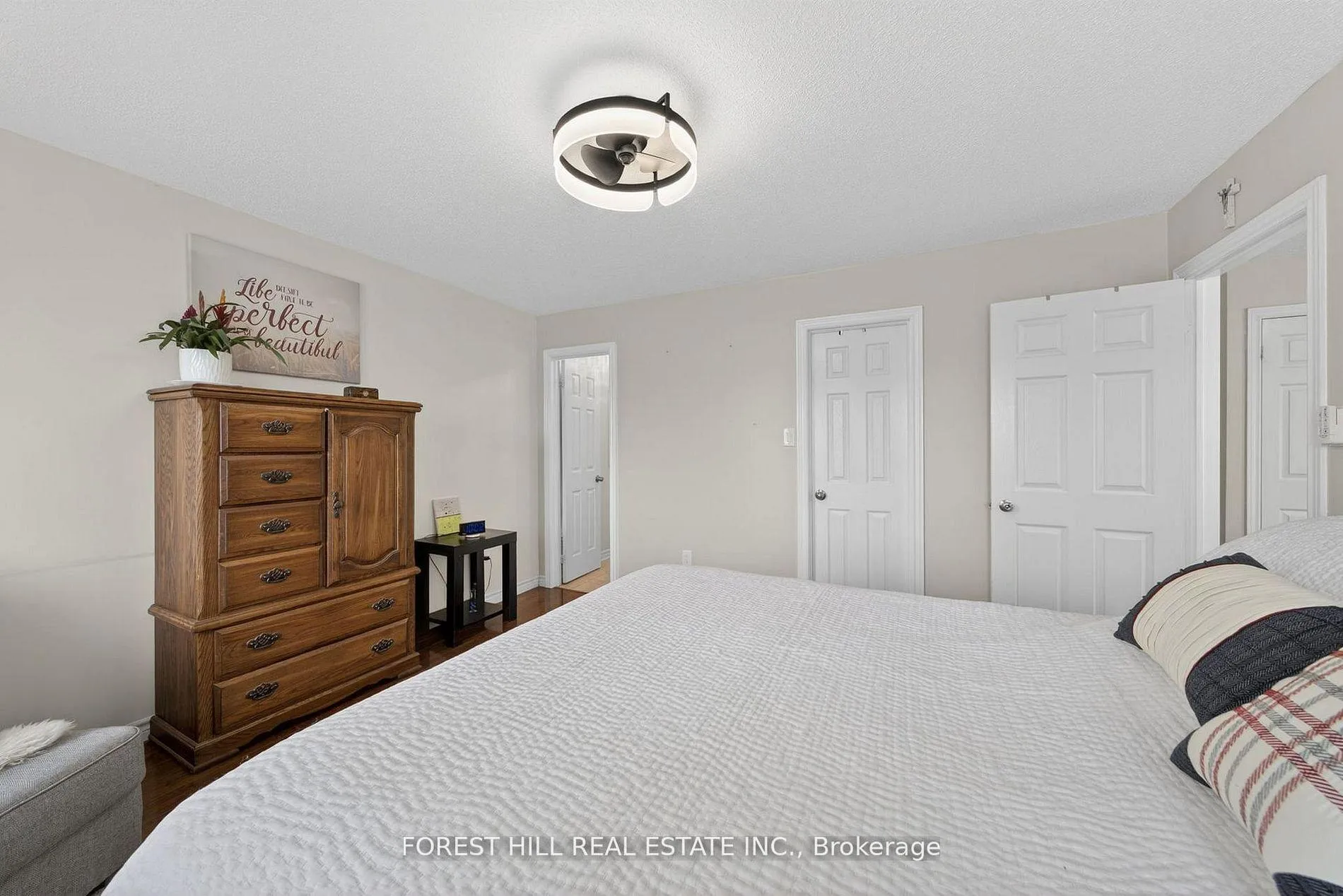 Photo 21 of 18 Dresden Court, Georgina, Keswick North — HOMEH