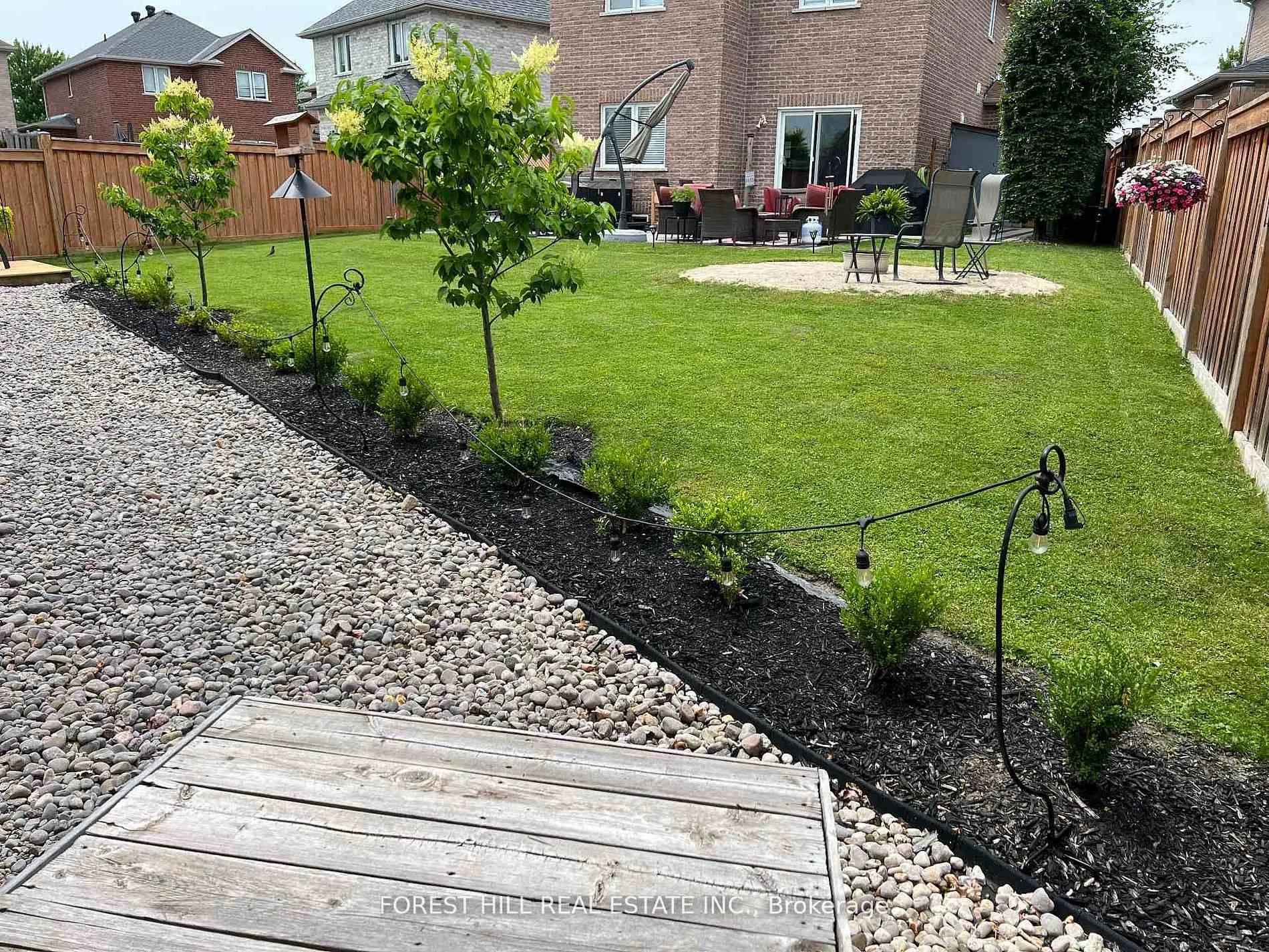 Photo 42 of 18 Dresden Court, Georgina, Keswick North — HOMEH