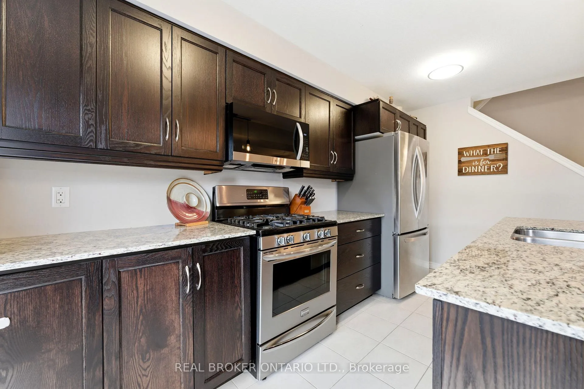 Photo 11 of 6 Freer Drive, North Dumfries — HOMEH