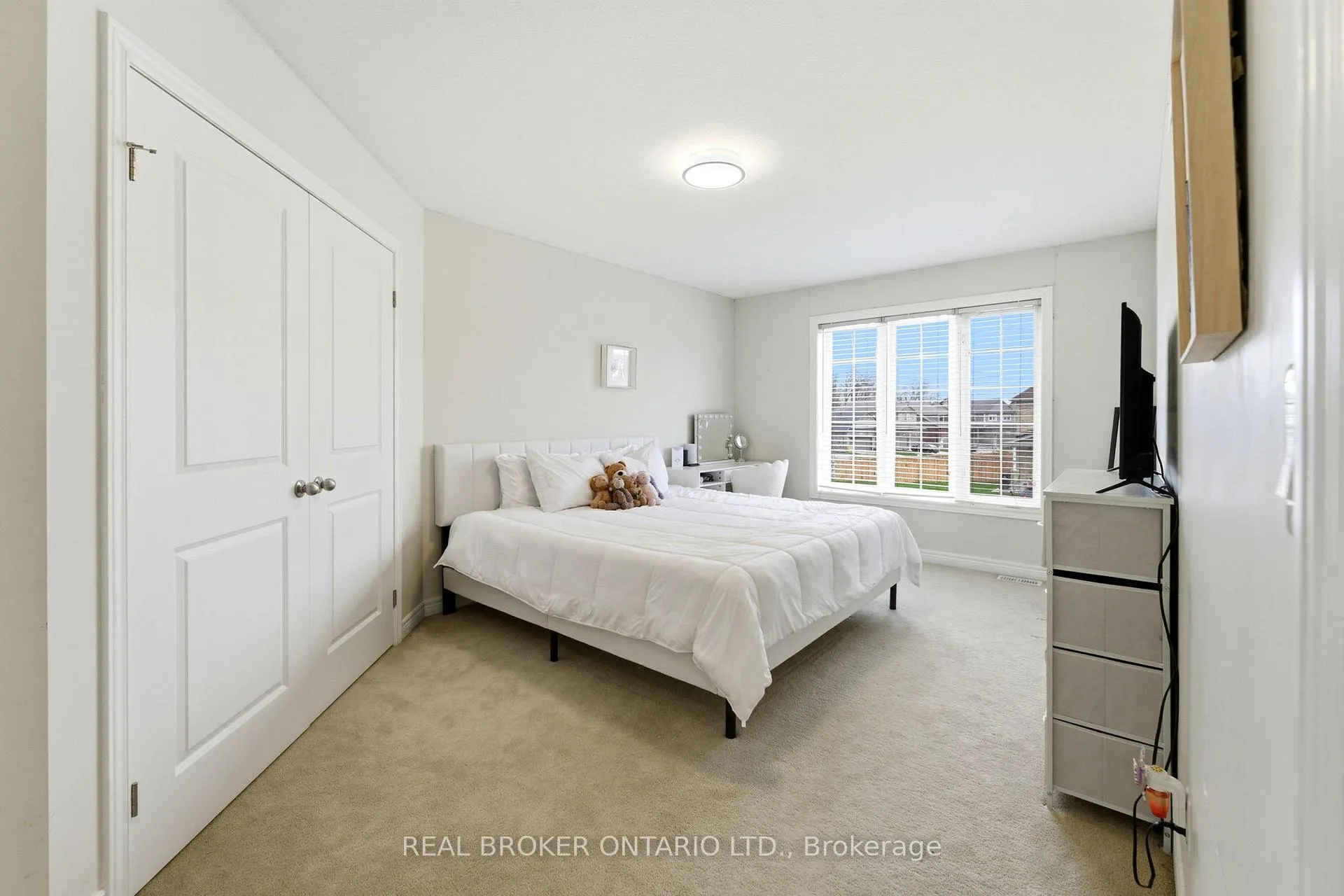 Photo 17 of 6 Freer Drive, North Dumfries — HOMEH
