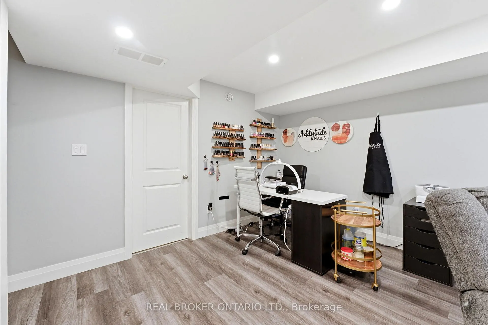 Photo 24 of 6 Freer Drive, North Dumfries — HOMEH