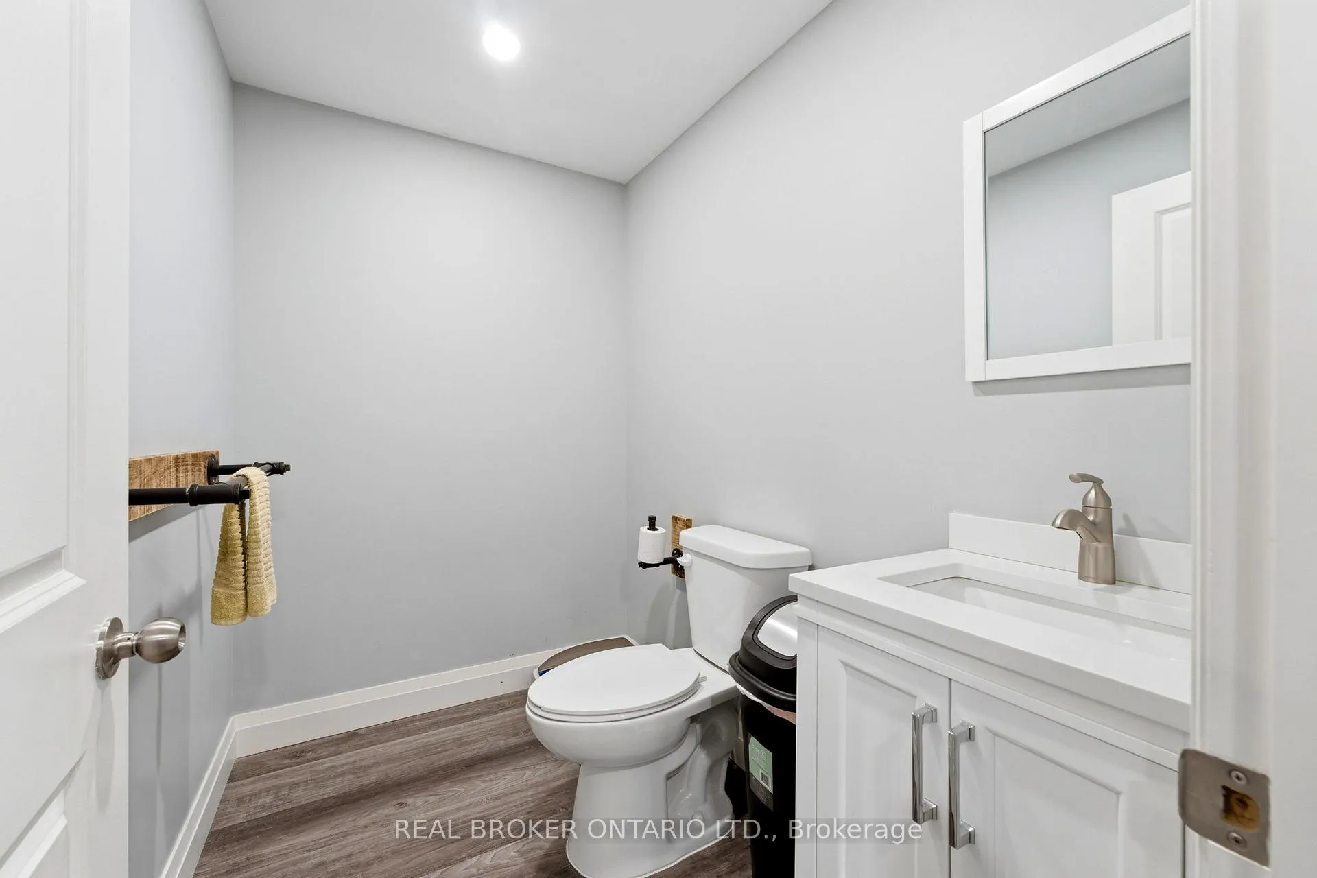 Photo 25 of 6 Freer Drive, North Dumfries — HOMEH