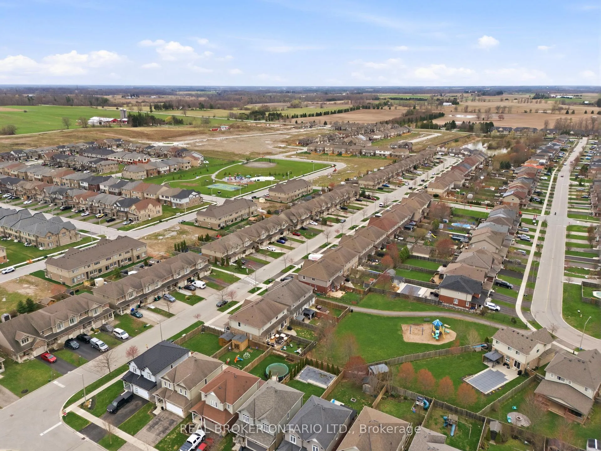 Photo 40 of 6 Freer Drive, North Dumfries — HOMEH