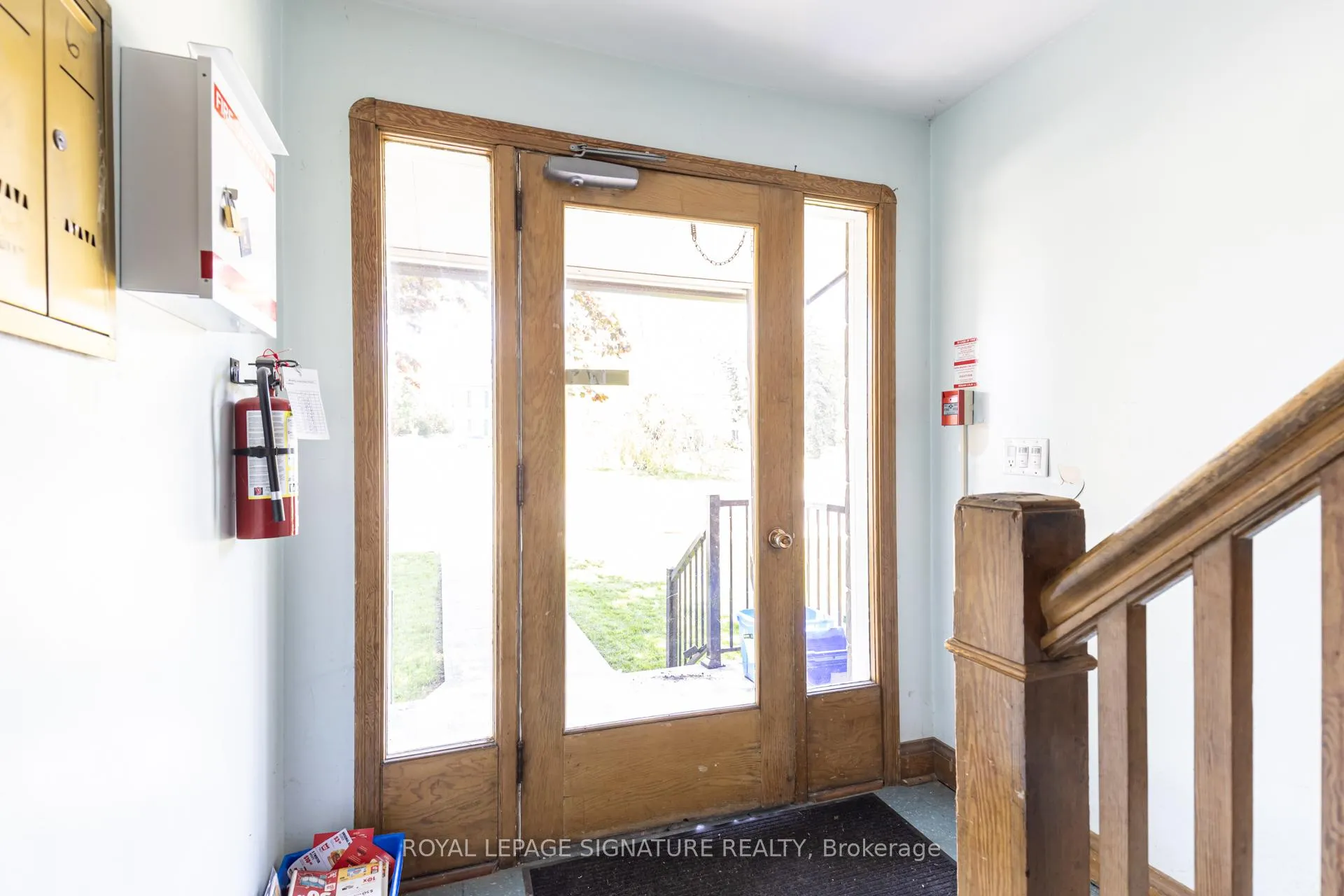 Photo 4 of Unit Unit #3, 855 Simcoe Street N, Oshawa, Centennial — HOMEH