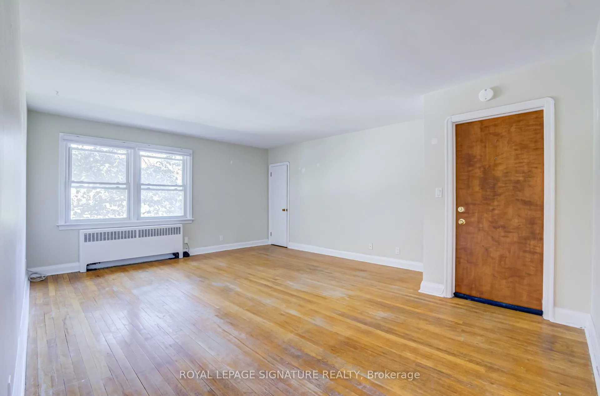 Photo 9 of Unit Unit #3, 855 Simcoe Street N, Oshawa, Centennial — HOMEH