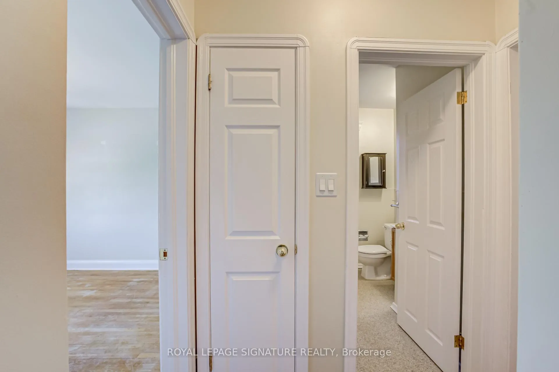 Photo 11 of Unit Unit #3, 855 Simcoe Street N, Oshawa, Centennial — HOMEH