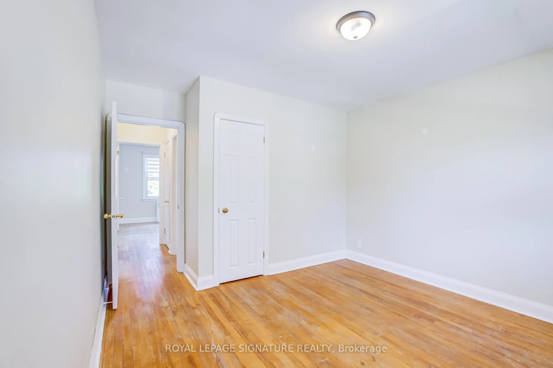 Photo 18 of Unit Unit #3, 855 Simcoe Street N, Oshawa, Centennial — HOMEH