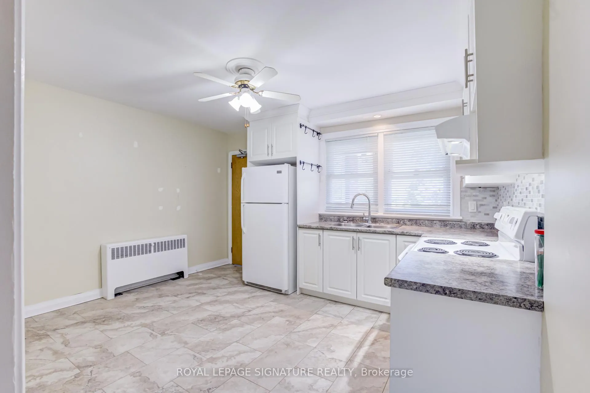 Photo 27 of Unit Unit #3, 855 Simcoe Street N, Oshawa, Centennial — HOMEH