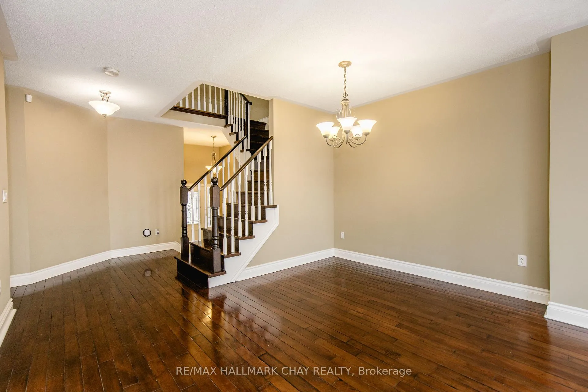 Photo 4 of 145 Millcliff Circle, Aurora, Aurora Grove — HOMEH