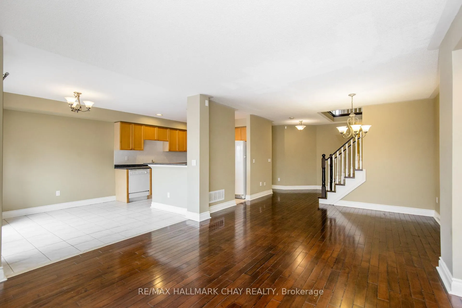 Photo 7 of 145 Millcliff Circle, Aurora, Aurora Grove — HOMEH