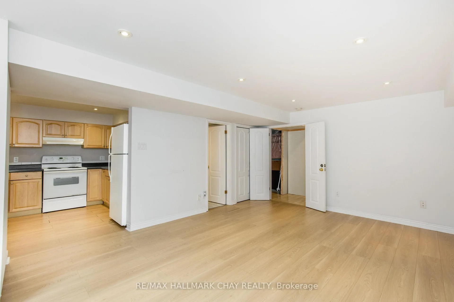 Photo 25 of 145 Millcliff Circle, Aurora, Aurora Grove — HOMEH