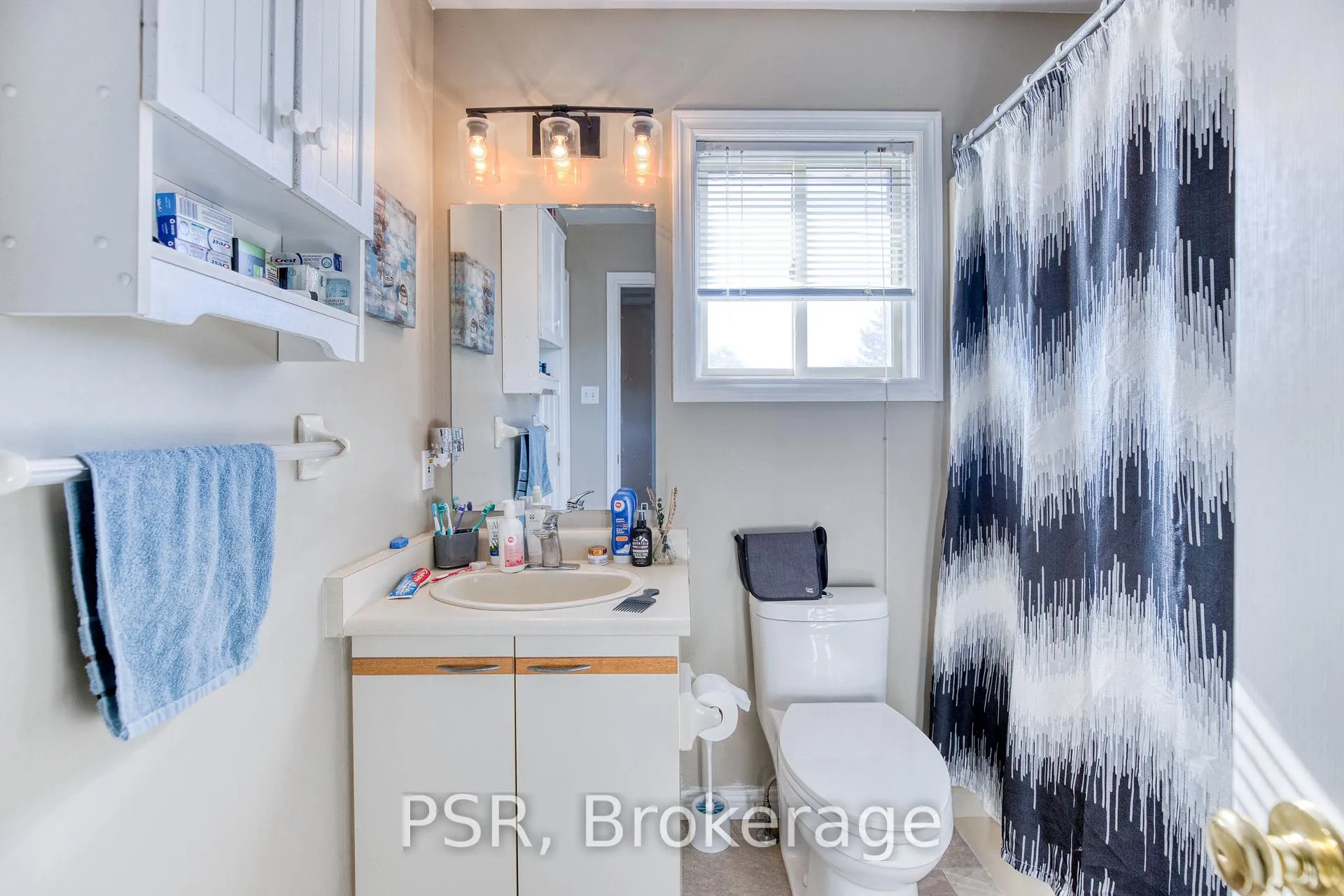 Photo 18 of 81 Brembel Street, Kitchener — HOMEH