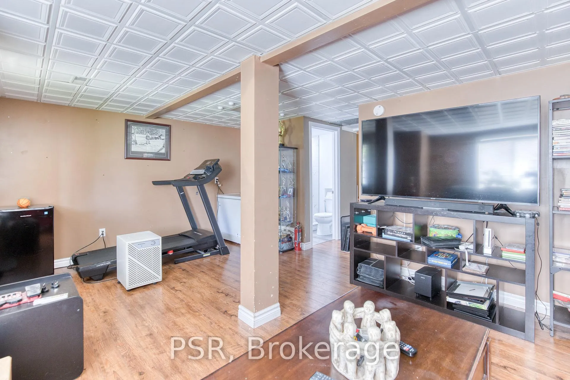 Photo 21 of 81 Brembel Street, Kitchener — HOMEH