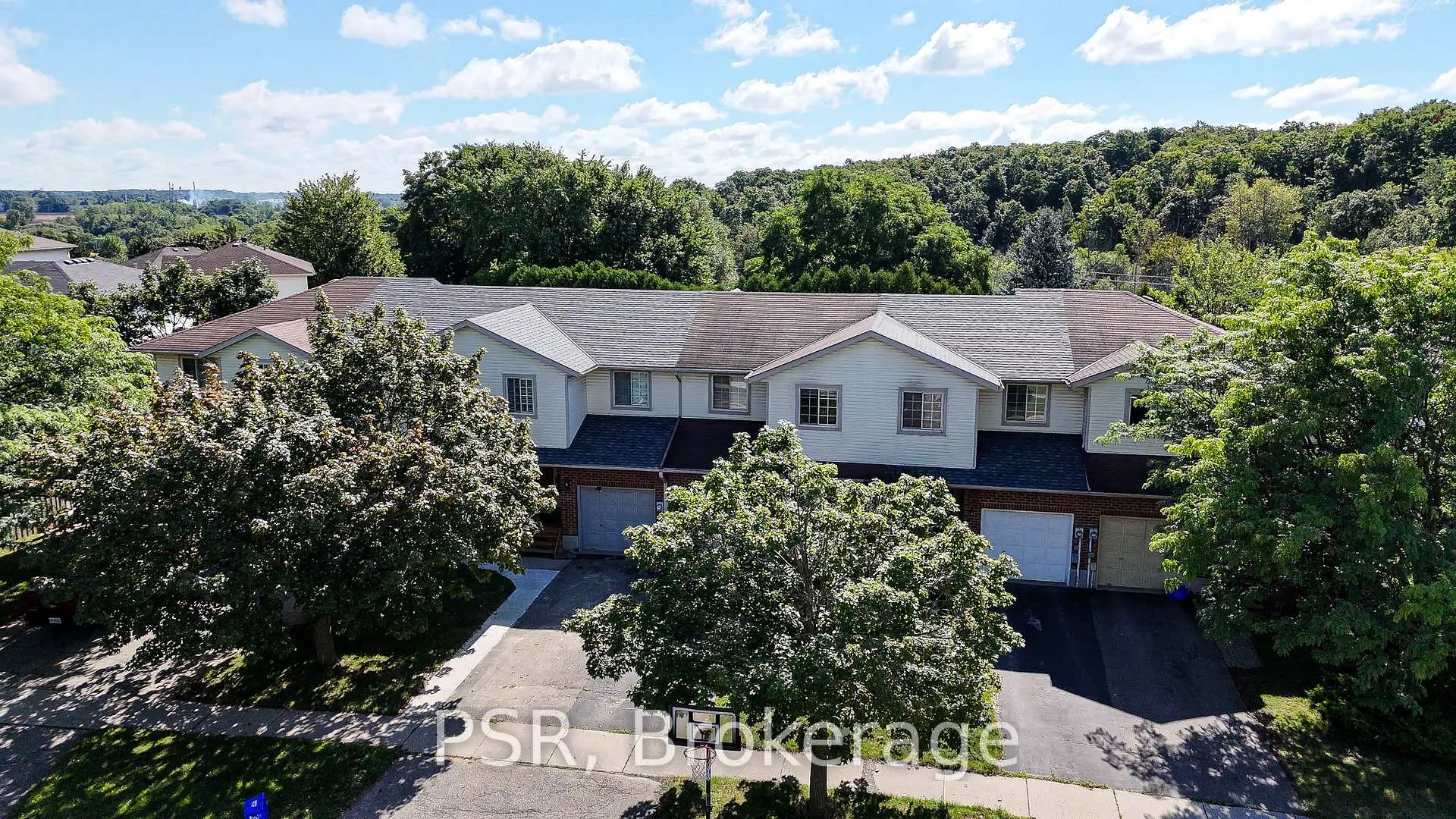 Photo 35 of 81 Brembel Street, Kitchener — HOMEH