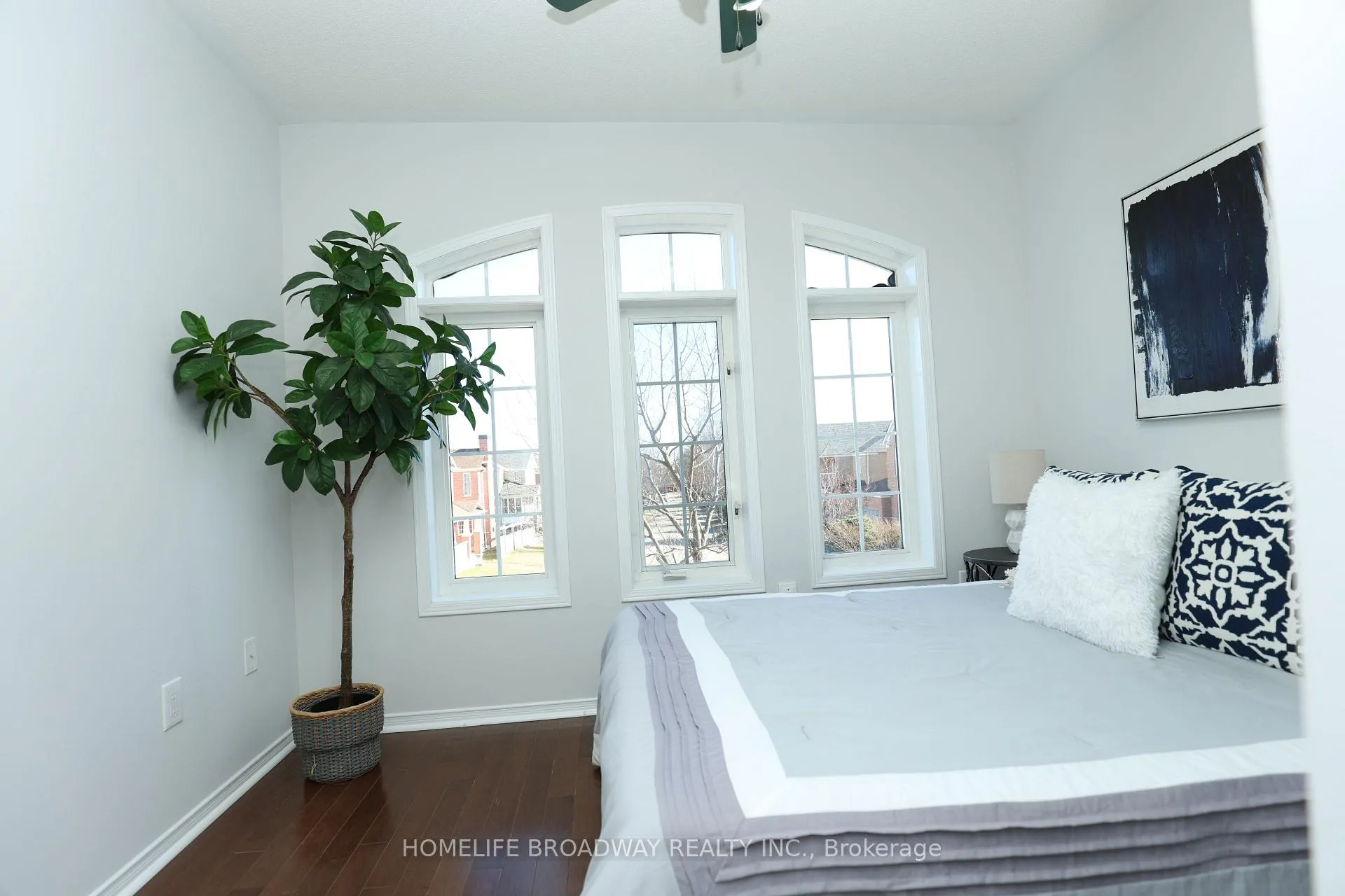 Photo 13 of 378 Bur Oak Avenue, Markham, Berczy — HOMEH