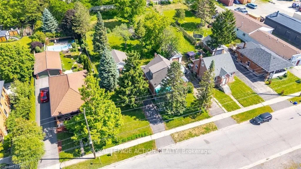 Photo 40 of 26 Alice Street, Brantford — HOMEH