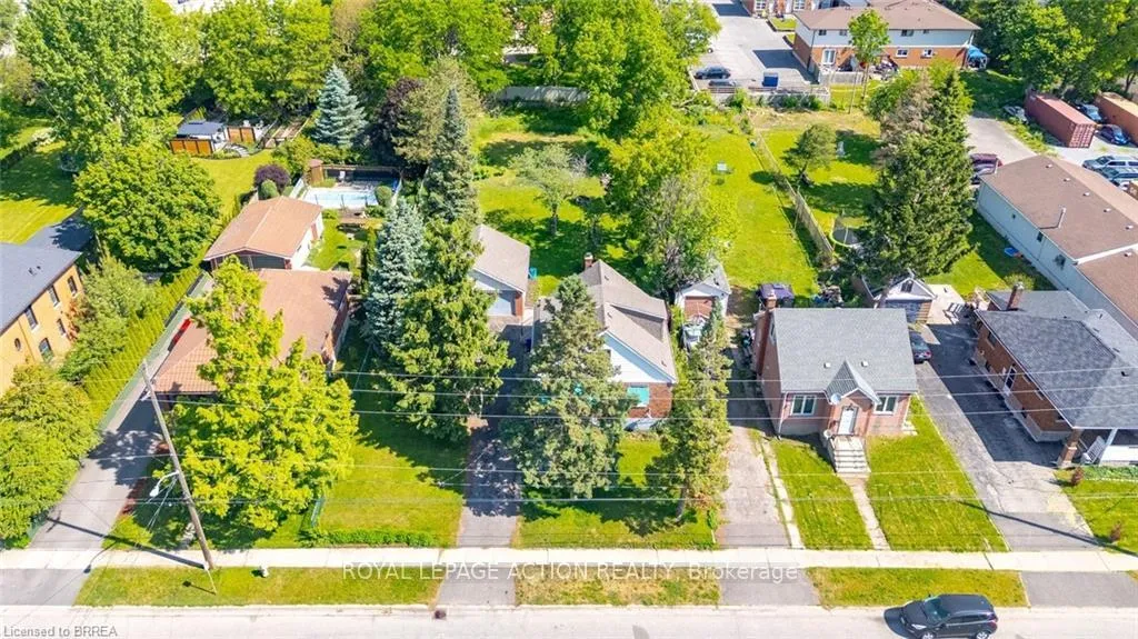 Photo 42 of 26 Alice Street, Brantford — HOMEH