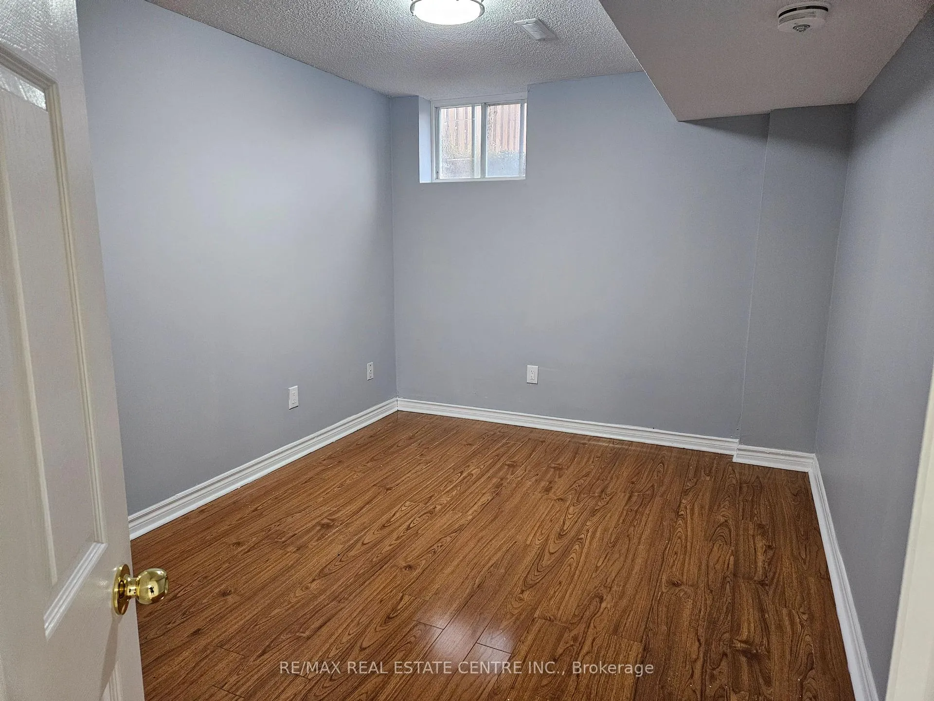 Photo 8 of Unit #Bsmt, 55 Tulip Drive, Brampton, Fletcher's Creek South — HOMEH